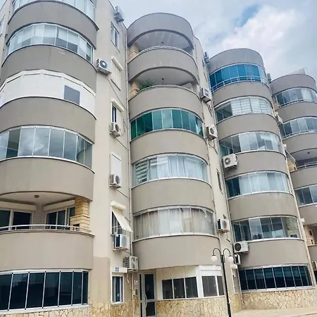 Apartment Sea Haven: Endless Waves *