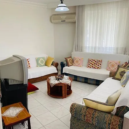 Sea Haven: Endless Waves Apartment